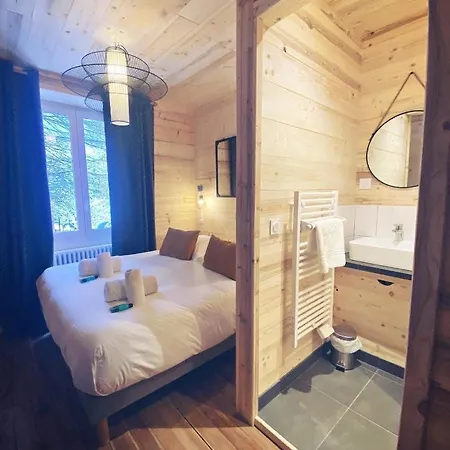 La Petite Hotel 3*