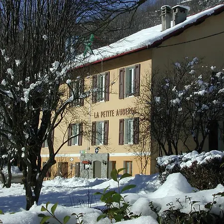 Hotel La Petite 3*