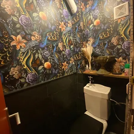 Hotel Restaurant 