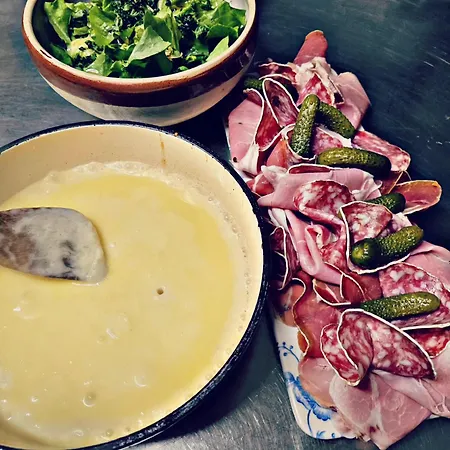 Hotel Restaurant 